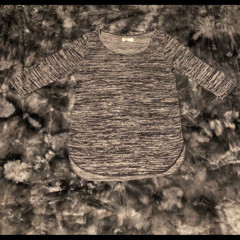 Women’s Hollister shirt size M